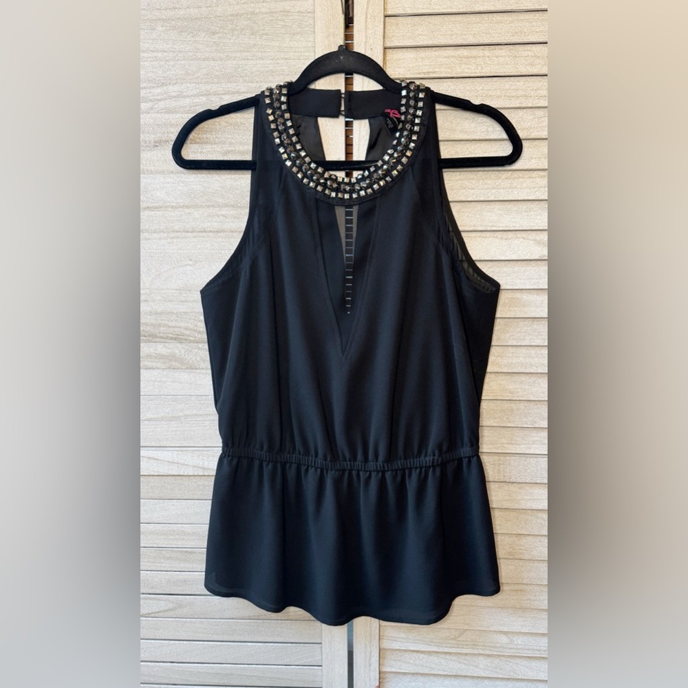 2B Bebe Black Peplum Halter Blouse W/Studded Neckline. Great Condition. Medium - Picture 3 of 8